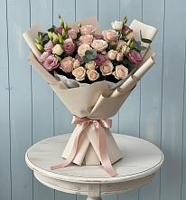 Букет цветов из:  Розы и Лизиантусы в Марьино Курской области