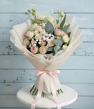 Букет цветов из:  Розы и Лизиантусы в Марьино Курской области