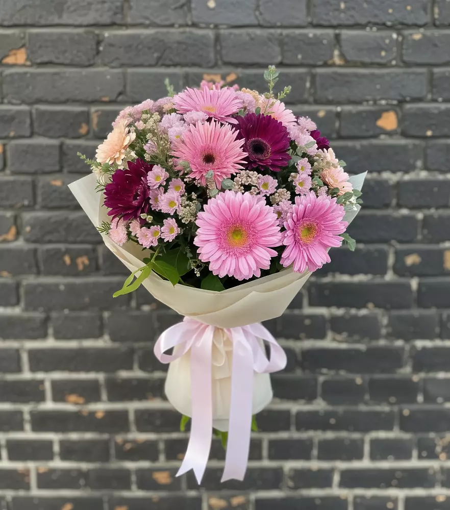 Букет цветов из: Герберы и Хризантемы в Марьино Курской области