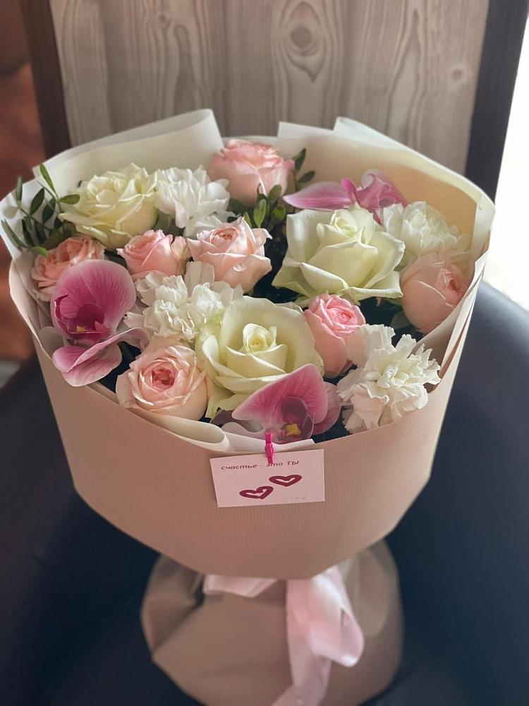 Букет цветов из: Орхидеи, Розы и Гвоздики в Марьино Курской области