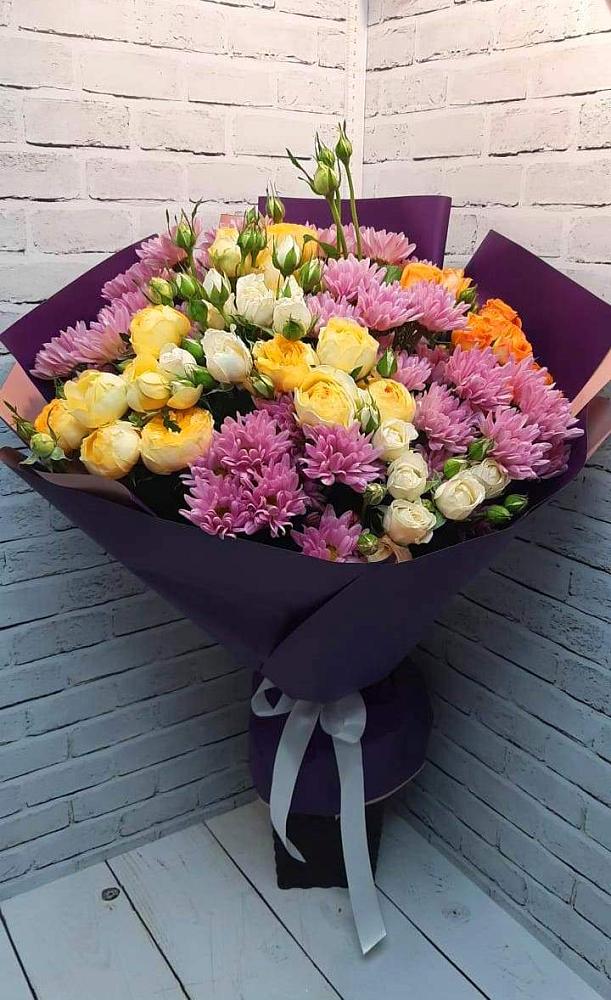 Букет цветов из: Хризантемы и Розы в Марьино Курской области