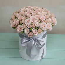 Цветочная композиция из Розы в шляпной коробке в Марьино Курской области