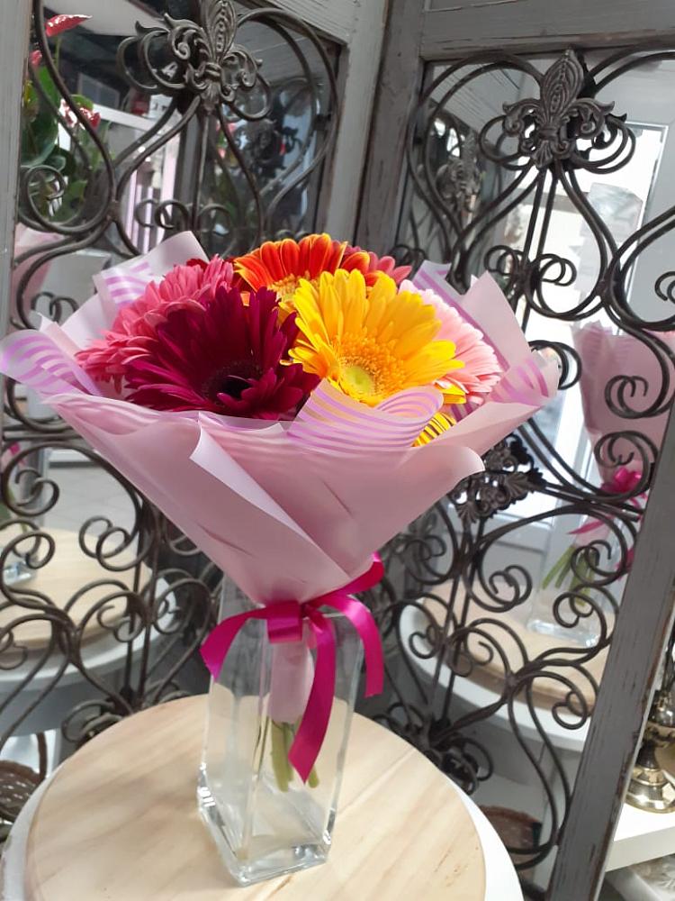 Букет цветов из: Герберы в Марьино Курской области