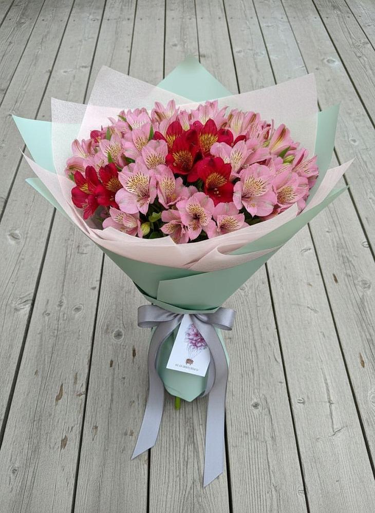 Букет цветов из: Альстромерии в Марьино Курской области