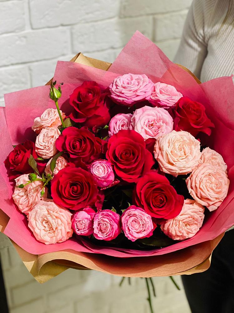 Букет цветов из: Розы в Марьино Курской области