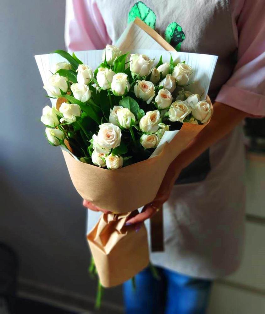 Букет цветов из: Розы в Марьино Курской области