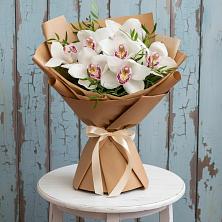 Букет цветов из:  Орхидеи и Розы в Марьино Курской области